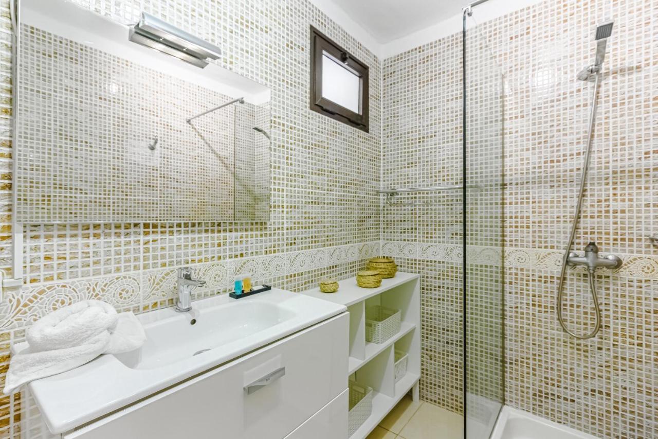 Fantastic Large Studio In Front Of Beach Heated Pool Wifi Arona  Luaran gambar