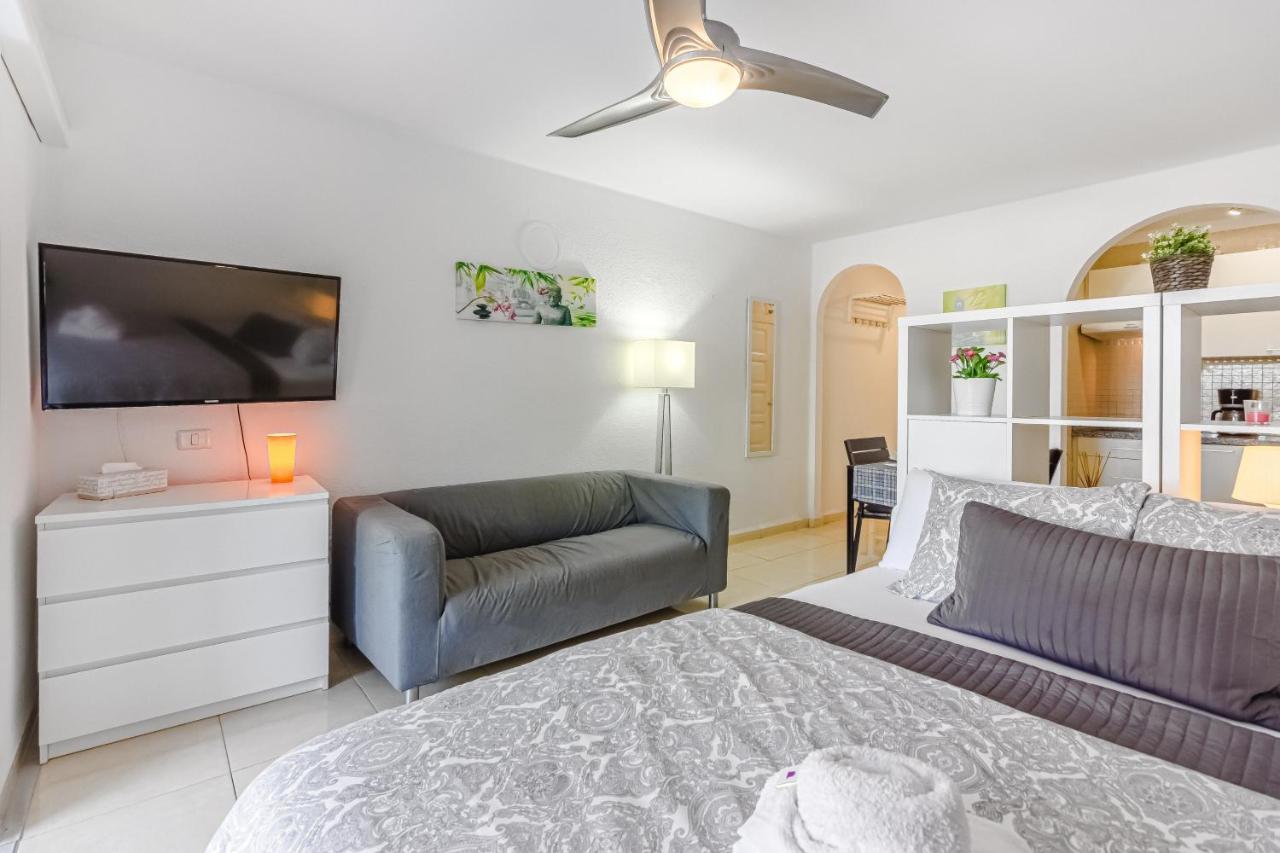 Fantastic Large Studio In Front Of Beach Heated Pool Wifi Arona  Luaran gambar